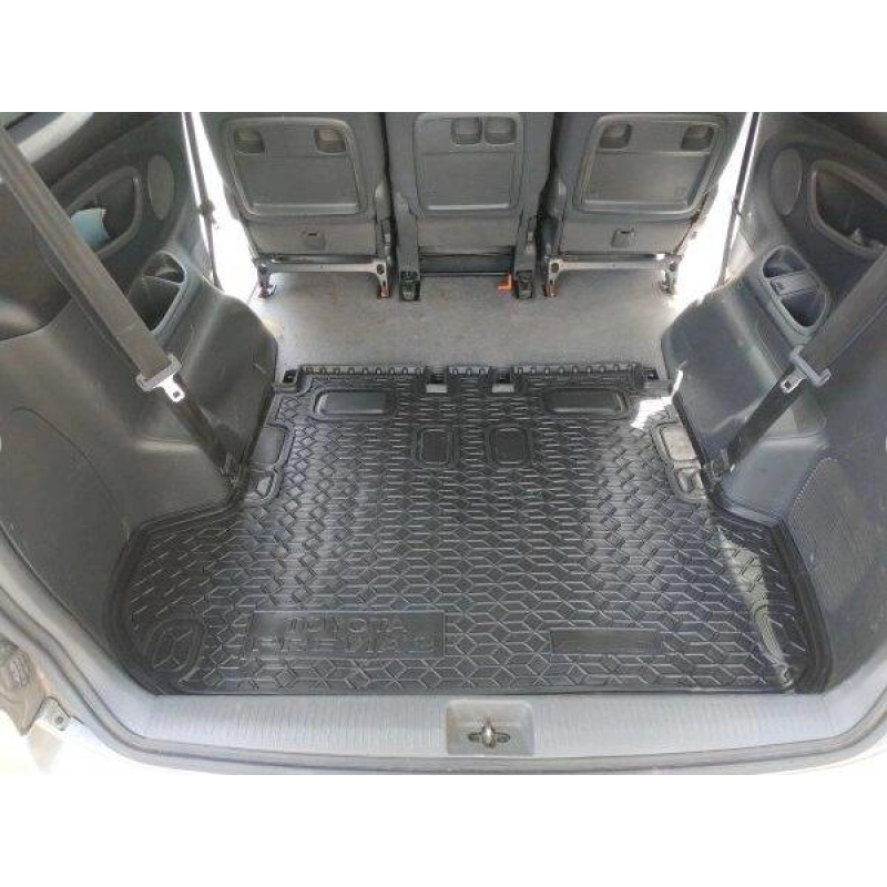 Килимок у багажник гума Avto-Gumm для Toyota Previa 2000-2006 6-7 місць